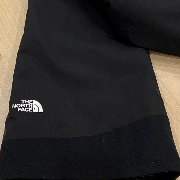 Like new The North Face Ski pants - Picture 5 of 9